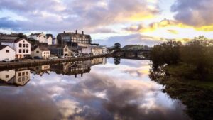 10 Best Pubs with Play Areas Near Carmarthenshire Neighborhoods