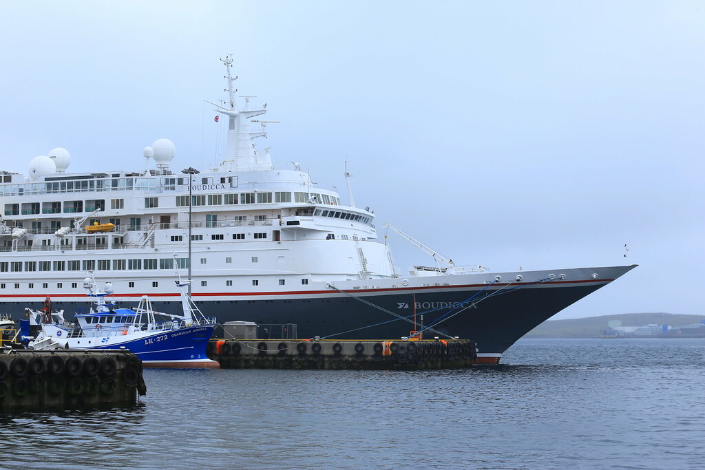 10 Best Auto Detailers Near Lerwick Neighborhoods