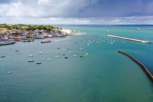 10 Best Eyebrow Waxing Near Cowes Neighborhoods