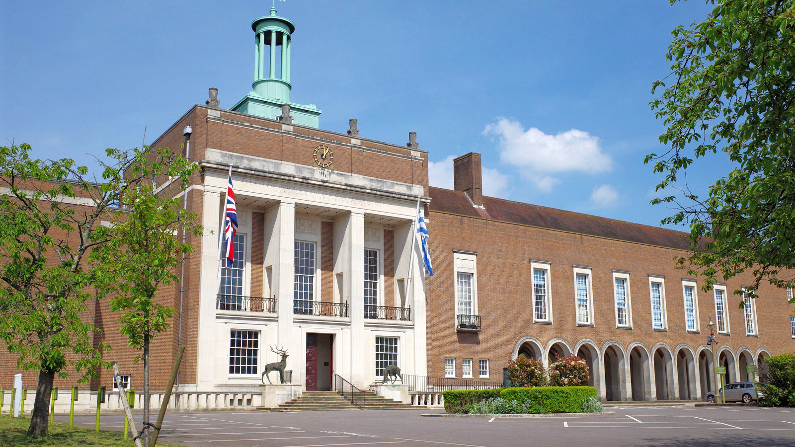 10 Best Hot Tub Lodges Near Hertford Neighborhoods