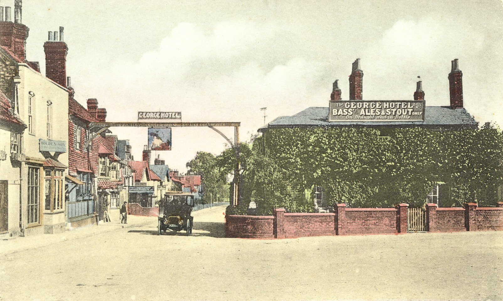 10 Best Dog Walks Near Crawley Neighborhoods