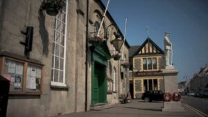 10 Best Teeth Whitening Near Cowbridge Neighborhoods